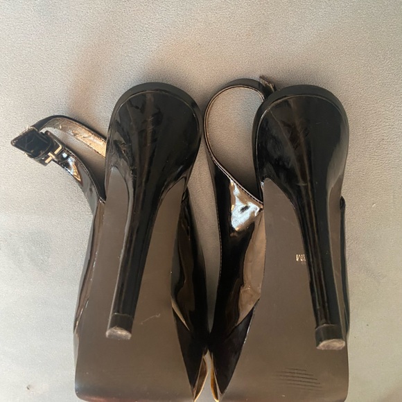 Sling back patent leather heels - Picture 4 of 5
